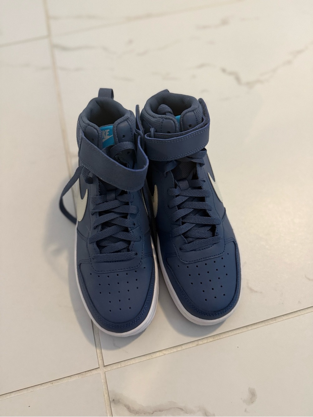 Nike Kids Navy Sneakers with White Swoosh - Picture 3 of 7